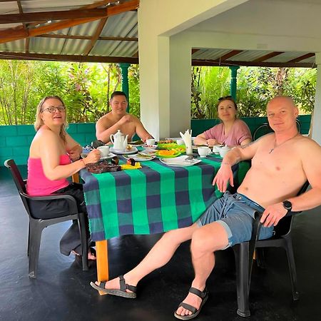 Sigiri Sandilu Homestay 锡吉里亚 外观 照片