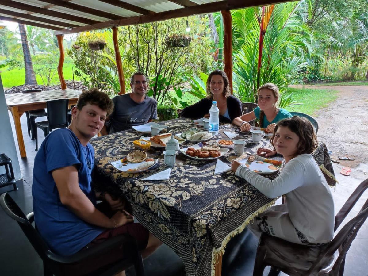 Sigiri Sandilu Homestay 锡吉里亚 外观 照片
